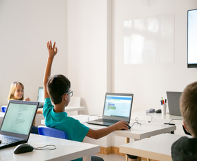 Reabilitação de Escolas e Modernização dos estabelecimentos públicos de ensino dos 2º e 3º ciclos e secundário